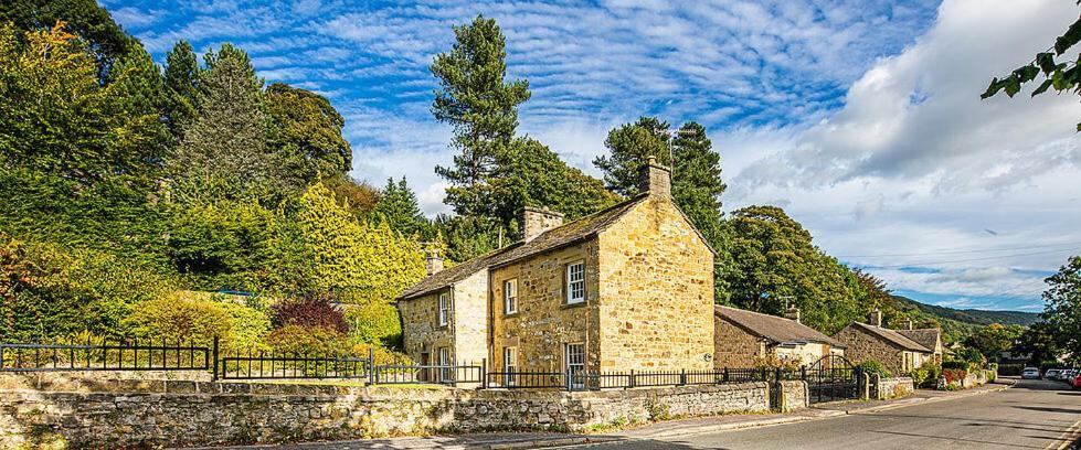 The Artists Loft - A Superb Cottage Sensitively Converted From A Grade II Listed 17Th Century Building Bakewell Exteriör bild